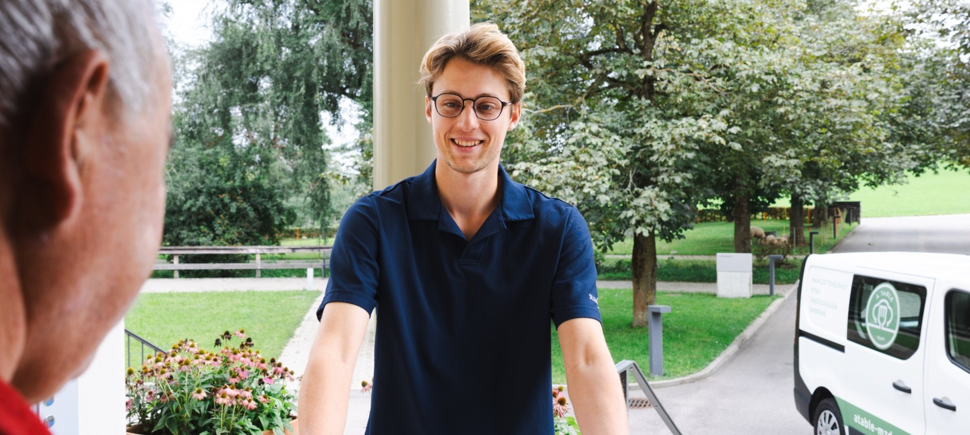 Siloah A Table Header Mahlzeitendienst Siloah A Table Mahlzeitübergabe